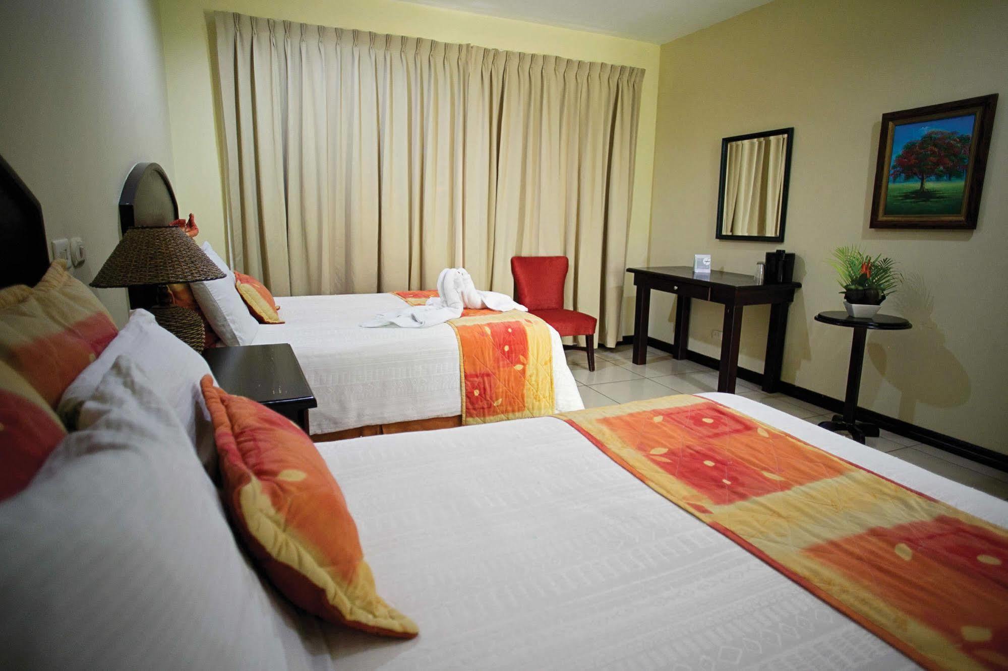 Hotel Cana Brava Inn Canas ภายนอก รูปภาพ