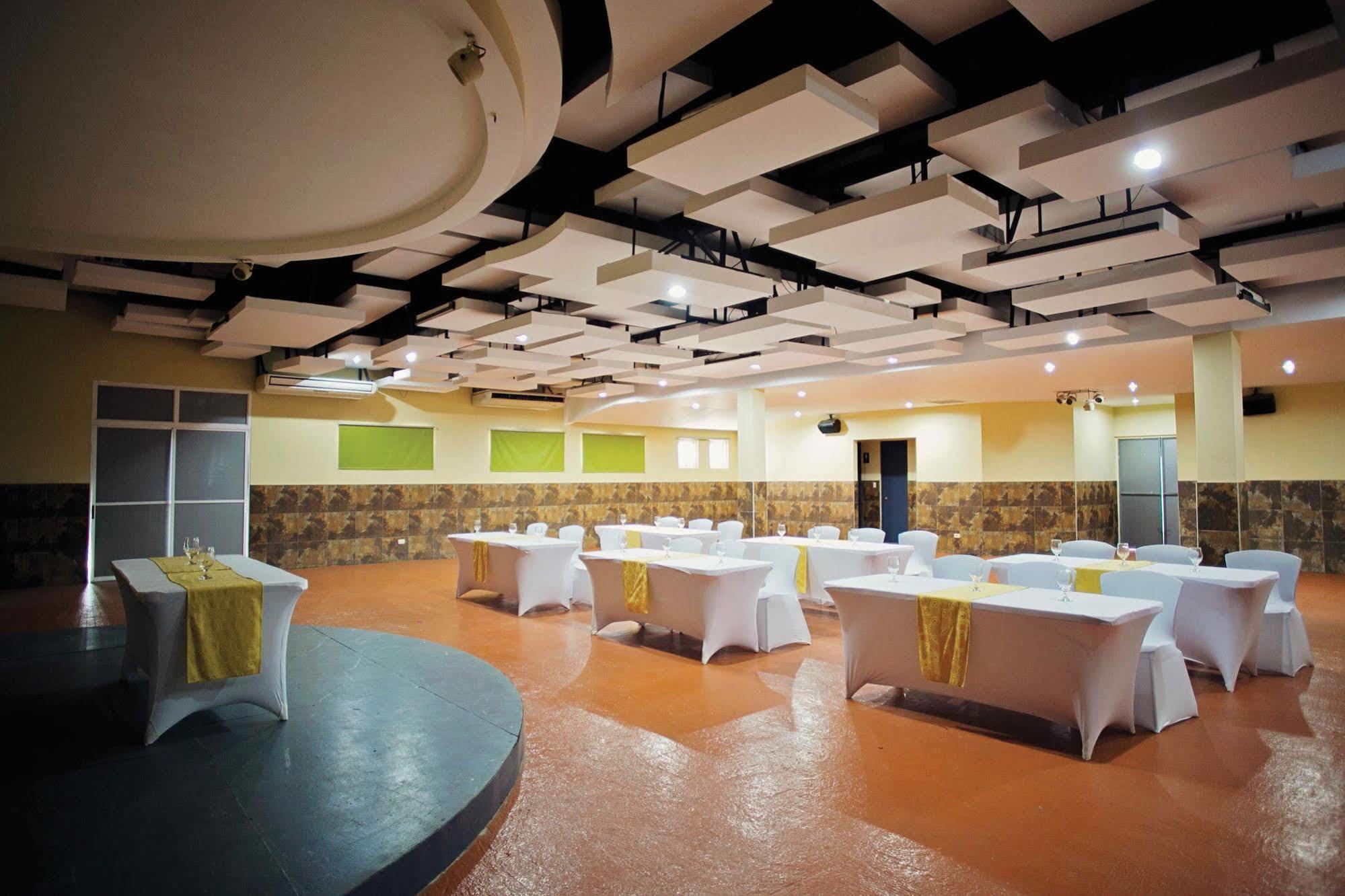 Hotel Cana Brava Inn Canas ภายนอก รูปภาพ