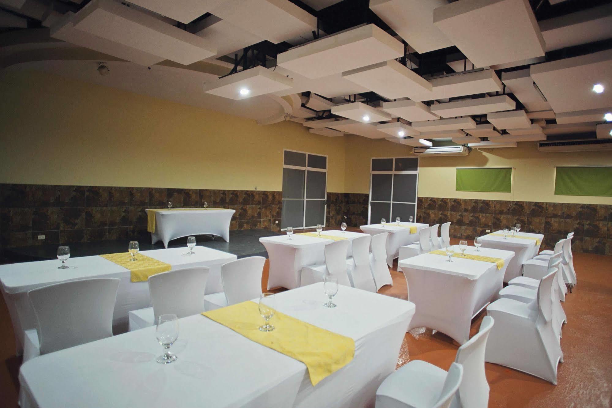 Hotel Cana Brava Inn Canas ภายนอก รูปภาพ