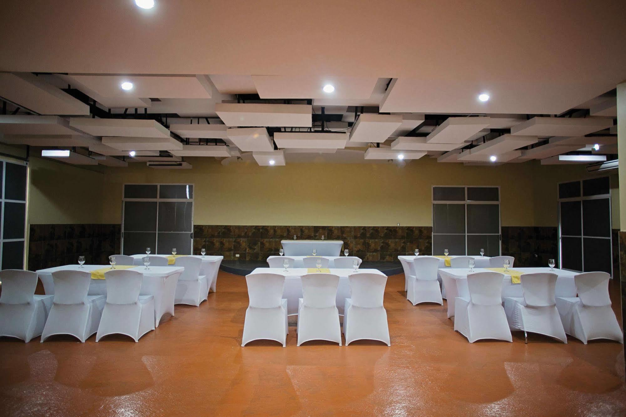 Hotel Cana Brava Inn Canas ภายนอก รูปภาพ